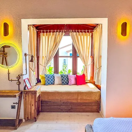 Banana Food & - Adults Only Hotel 3*