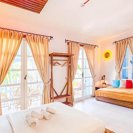 Banana Food & - Adults Only Hotel 3*