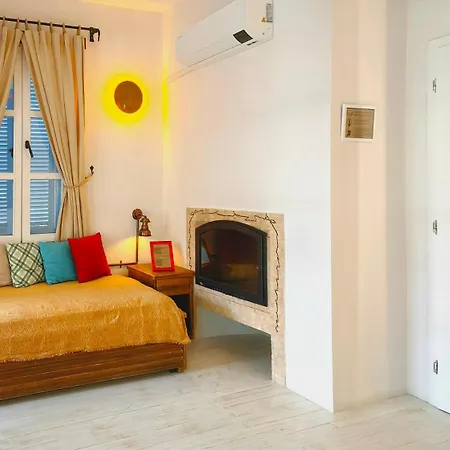 Banana Food & - Adults Only Hotel 3*