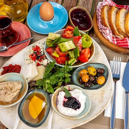 Hotel Banana Food & - Adults Only 3*