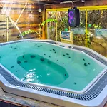 Hotel Banana Food & - Adults Only Alaçatı