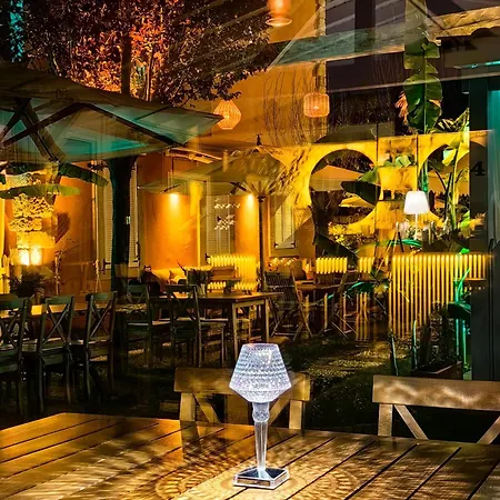 Banana Food & - Adults Only Ξενοδοχείο 3*